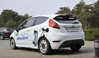 Форд раскрывает концепцию Fiesta eWheelDrive